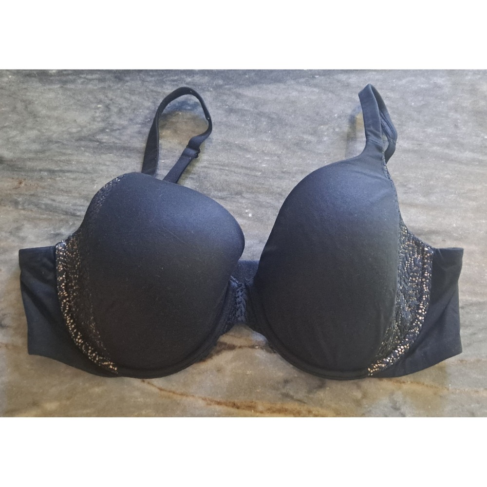 Victoria's Secret Body By Victoria Lined Perfect Coverage Bra 38D Black Lace
